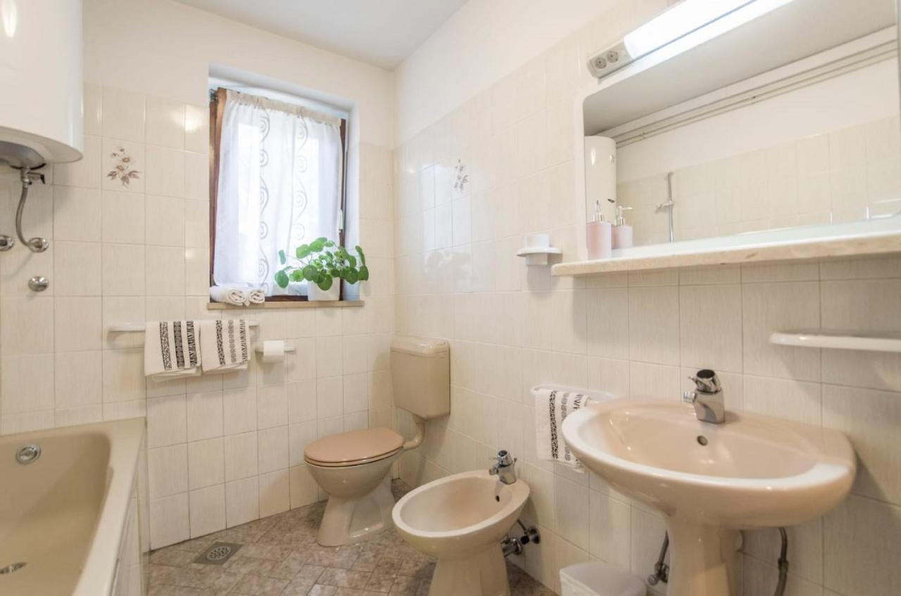Holiday Home Villa Spilla Selca  Exterior foto